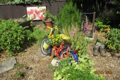 Gillian L knows how to make colourful features in her garden.